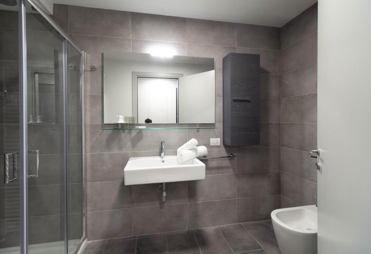 Appartamento Girasole - Affitti Brevi Italia Lecco Exterior foto